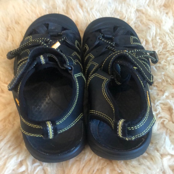 EUC Keen Newport Nylon - Picture 3 of 5